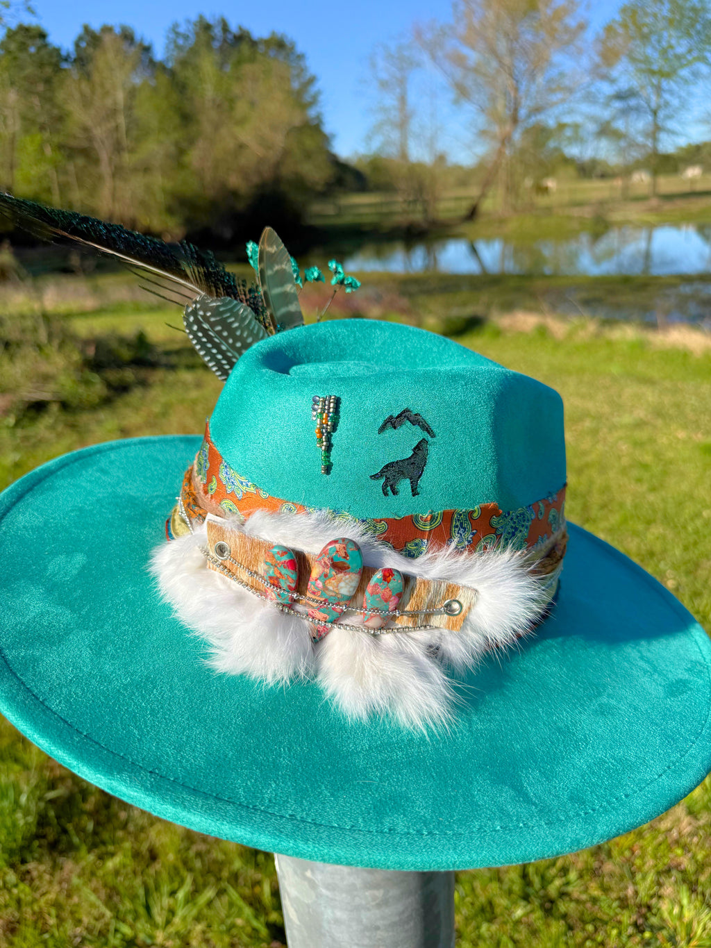 Turquoise Wolf